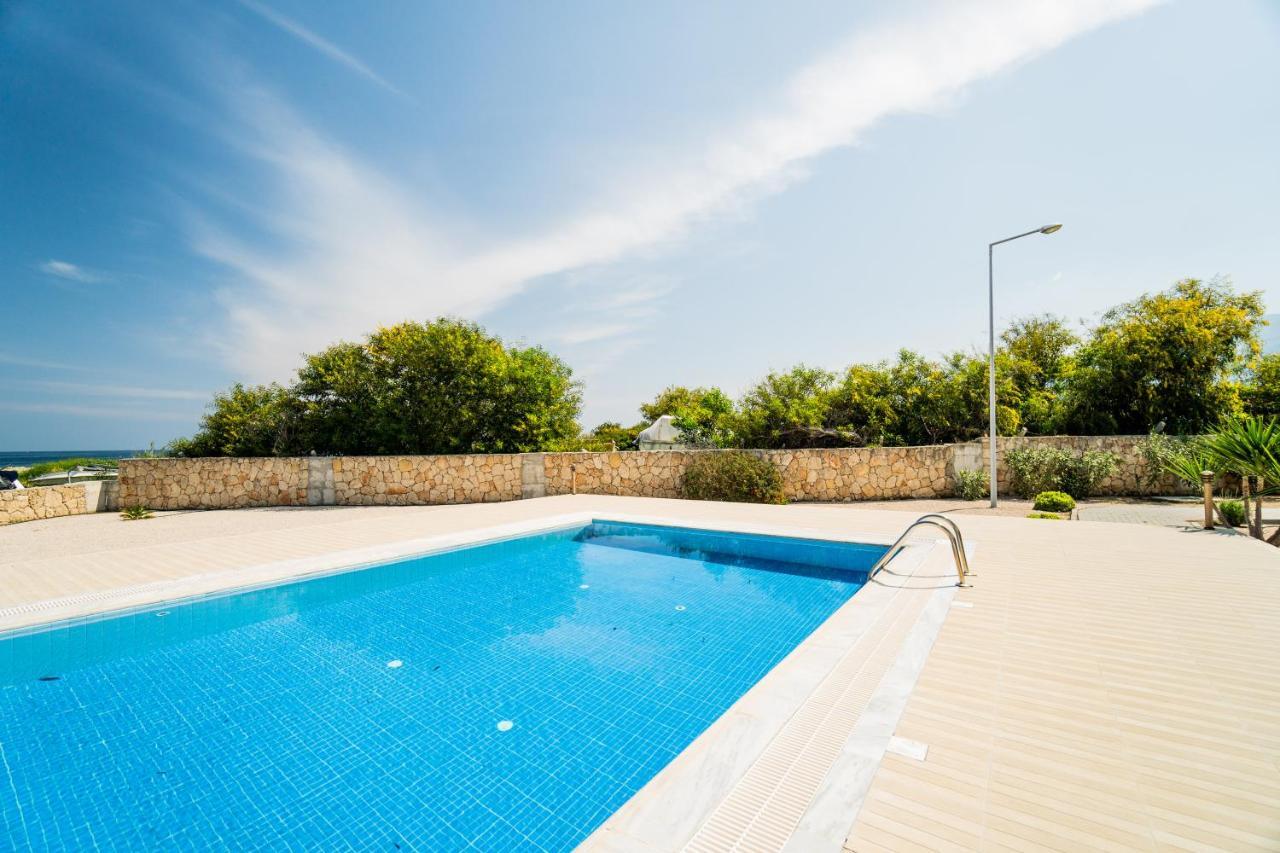 Spacious Three-Bedroom Apartment With Sea View A4 Lapithos  Exterior foto